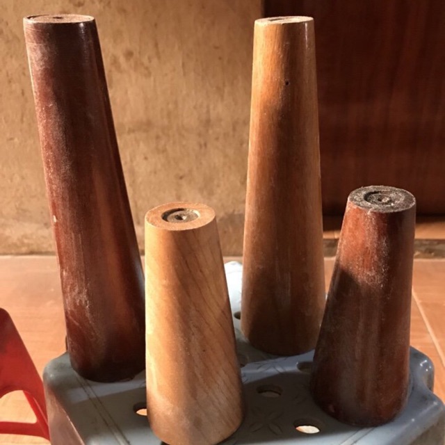 Combo 4 chân tiện 18cm+ bích+ vít
