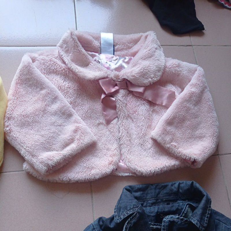 Dưới 25kg thanh lý áo khoác bé