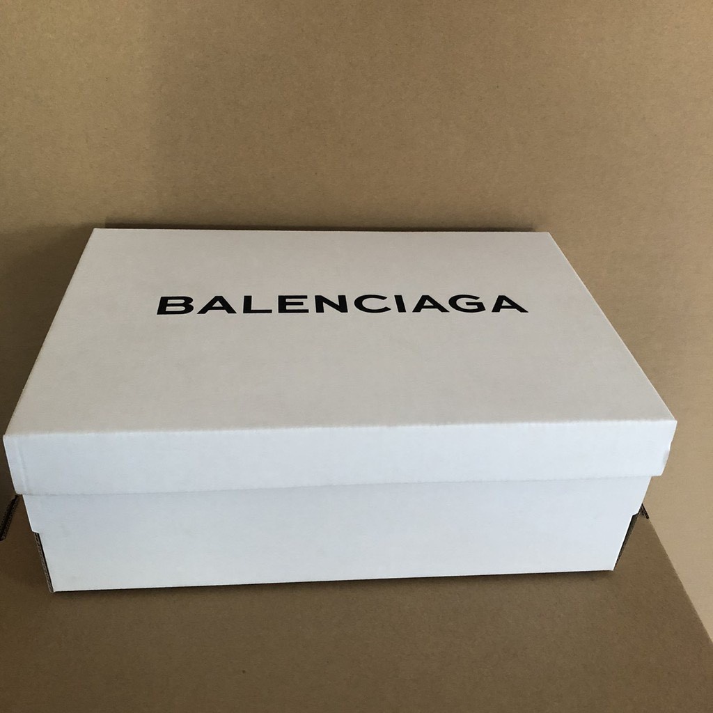 -50% Hộp giấy carton Balenciaga đựng giày dép quần áo mũ nón gói quà đóng hàng giá rẻ kèm bill thẻ giấy lụa nhật