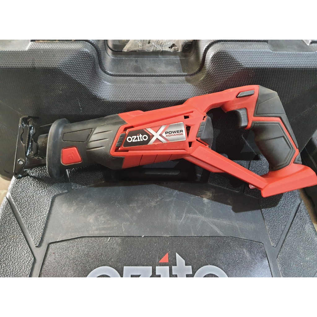 Thân cưa kiếm OZITO 18V PXRSS-400