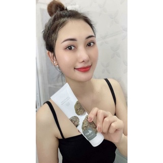 Sữa rửa mặt Bori tro núi lửa