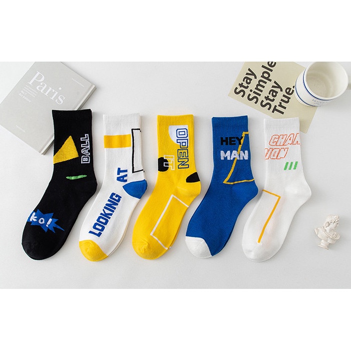 Vớ thể thao cao cổ Nam Nữ phong cách trẻ trung, năng động, cá tính.