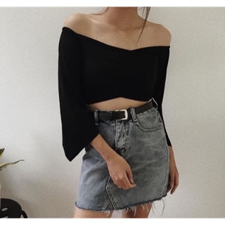 Áo Crop Top Tay Chuông Hở trễ vai vạt chéo - by SGGz