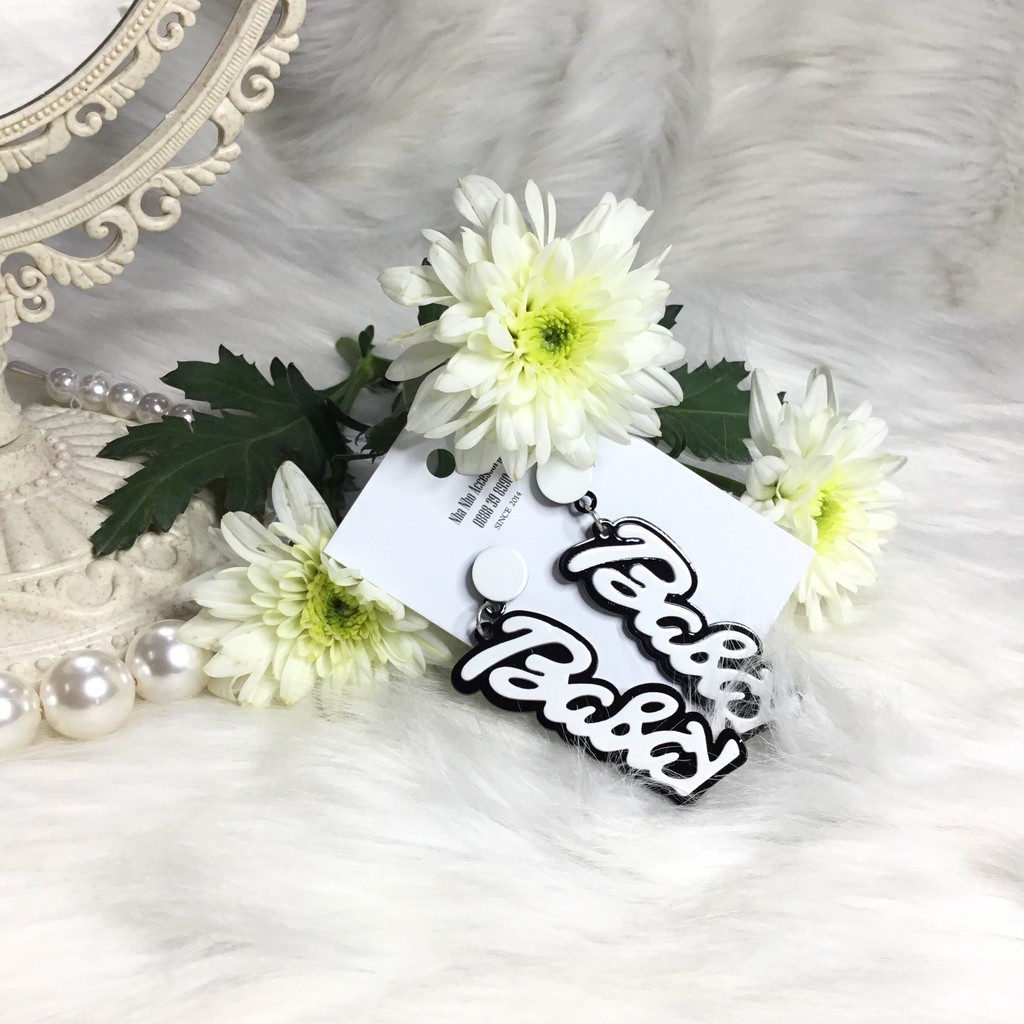 [GIAO NGẪU NHIÊN] Bông Tai Họa Tiết Nữ Hình Cute Dễ Thương Năng Động Màu Sắc Mùa Hè Trẻ Trung Độc Đáo