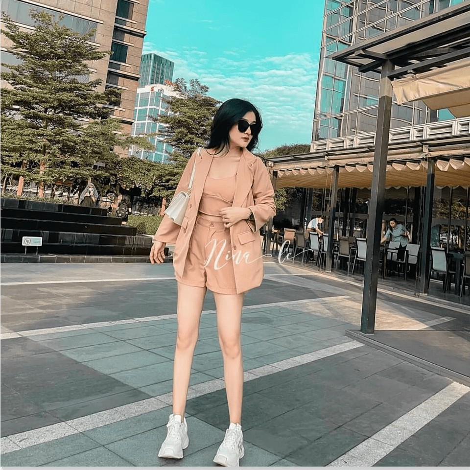 SET BỘ TRANG PHỤC  NỮ THỜI TRANG CỰC ĐẸP SIÊU TÔN DÁNG CHO CHỊ EM TT