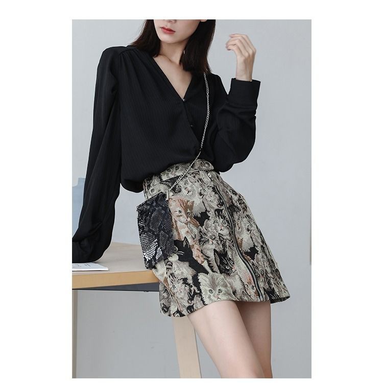 Chân váy jean Chữ A Xếp Ly Thêu Họa Tiết Phong Cách retro Cho Nữ