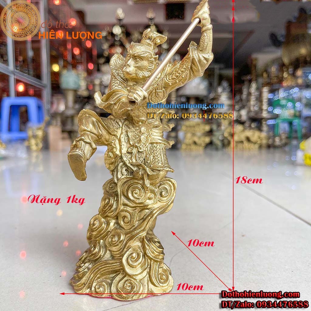 Tượng Tôn Ngộ Không Cầm Gậy Như Ý Bằng Đồng Vàng Đẹp - Tượng Đồng Phong Thủy