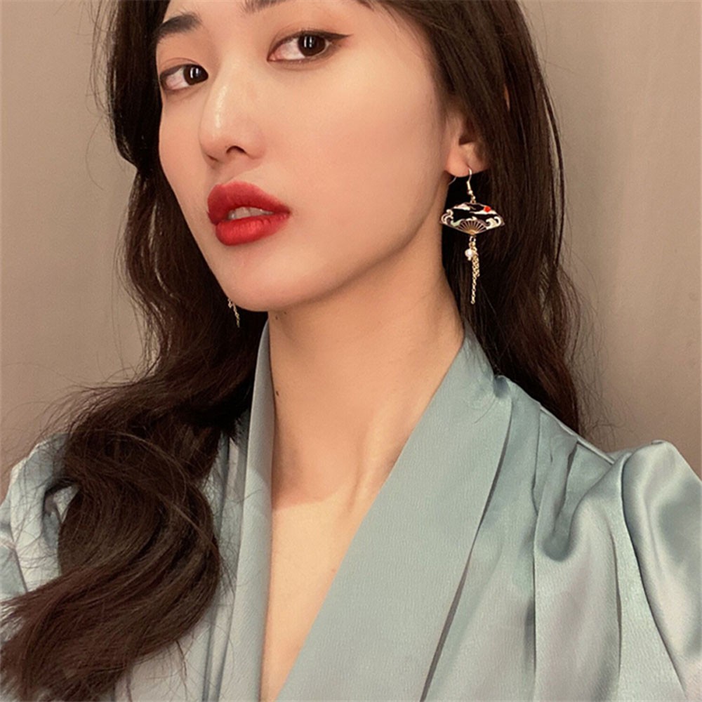 Khuyên Tai Nữ Trang Dáng Dài Tạo Hình Độc Đáo