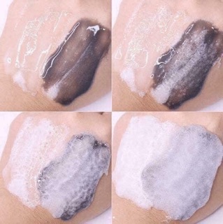 Mặt nạ than tre sủi bọt thải độc Lori B