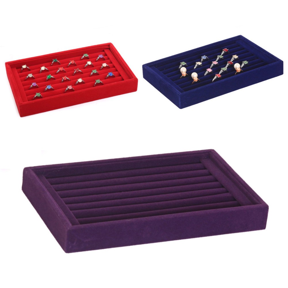 Khay để nhẫn / khuyên tai