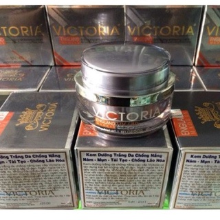 KEM DƯỠNG DA VICTORIA