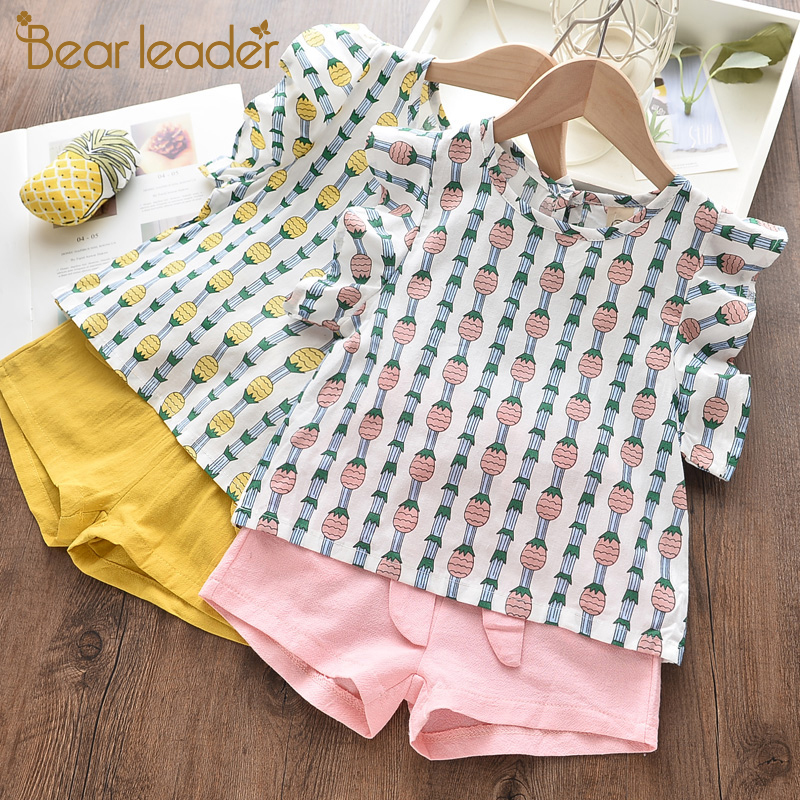 Set quần áo BEAR LEADER AZ1580 gồm áo thun in họa tiết cổ tròn và quần short phong cách công chúa cho bé gái 3-7 tuổi