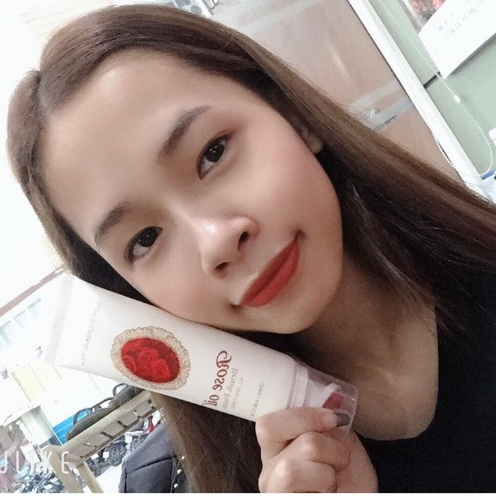 Sữa rửa mặt Rose Oil Brush Foam 120ml tác dụng thải độc, dưỡng trắng da, se khít lỗ chân lông 🛵FREE SHiP🛵