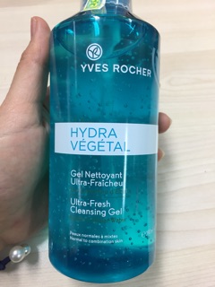 Sữa rửa mặt Hydra Vegetal Yves Rocher