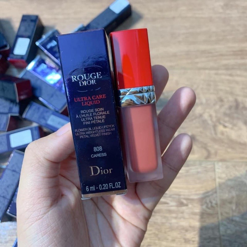 Son kem lì Dior Dior Care Liquid - 808 Caress