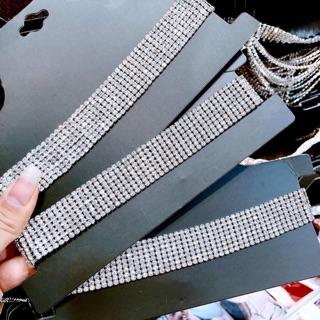 Chocker đá sang chảnh