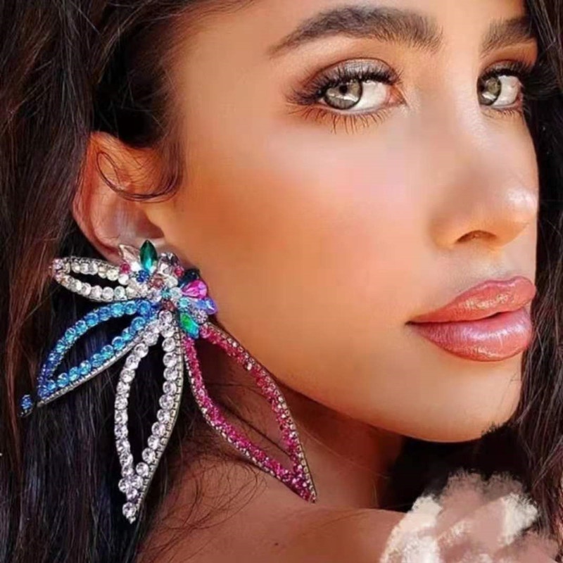 1 Đôi Bông Tai Hình Hoa Lá Đính Đá Thời Trang Nhiều Màu 10.5x5cm