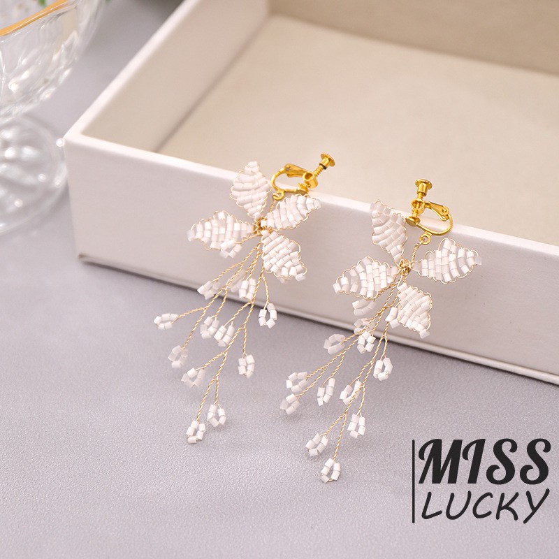 Set hoa tai và kẹp tóc pha lê sáng bóng cho cô dâu