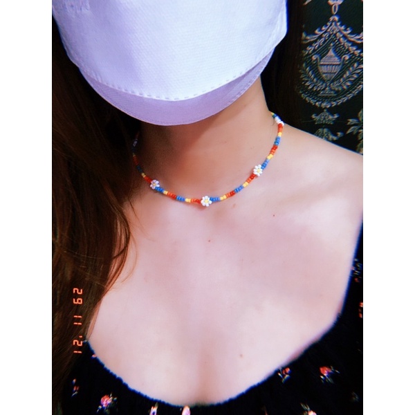 Vòng cổ hoa nhí hạt cườm màu cầu vồng