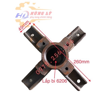 May ơ sau 500-12 (có lỗ ốc) lắp bên có xích phụ tùng máy tuốt lúa
