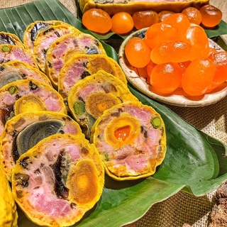 Chả lụa trứng muối