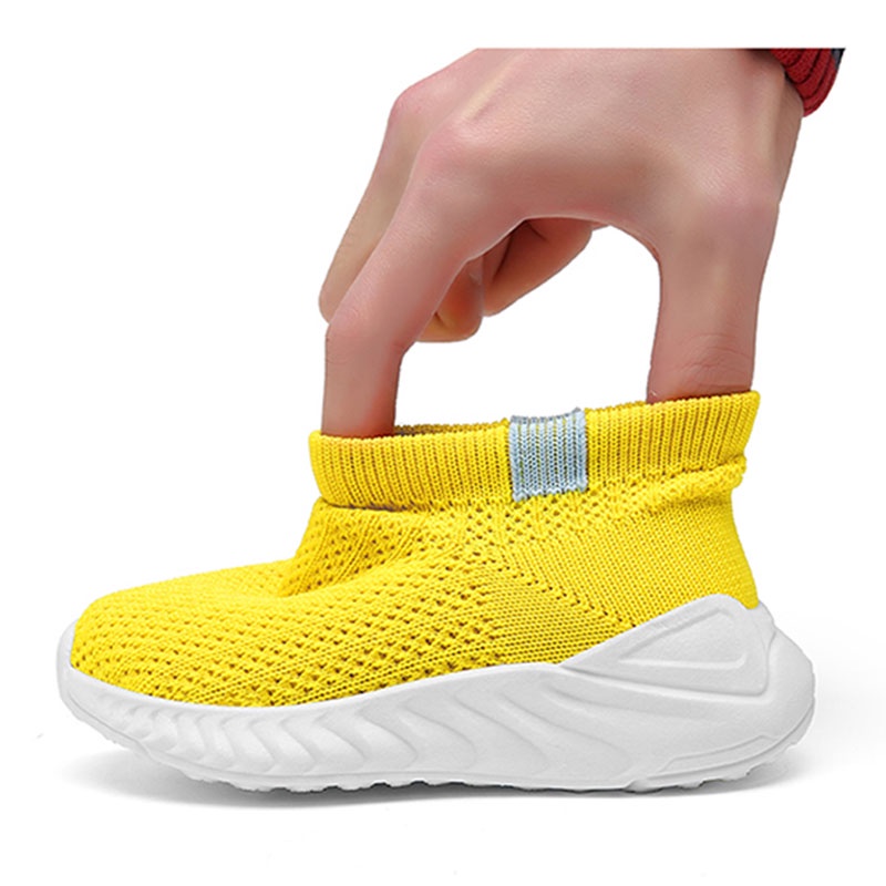 Giày Thể Thao Thời Trang Cho Bé