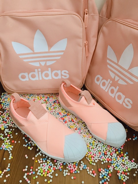 [Chính hãng] Đã là một fan girl pink chính hiệu thì không thể bỏ qua đôi giày này