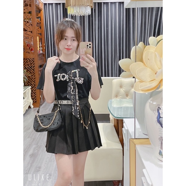 Áo phông dáng trùm mông khen khăn lụa cao cấp
