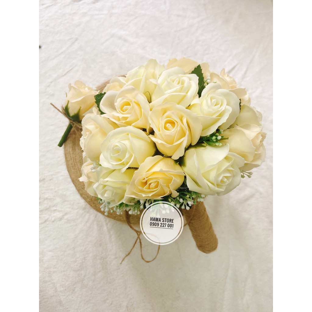 HOA CƯỚI CẦM TAY CÔ DÂU, BÓ HOA SÁP THƠM CÔ DÂU NGÀY CƯỚI CHỤP HÌNH CƯỚI MÀU HỘT GÀ MÀU KEM HIỆN ĐẠI