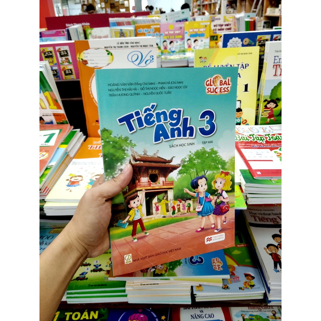 Sách Tiếng Anh Lớp 3 - Sách Học Sinh - Tập 2