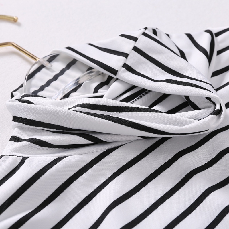 Áo Thun Tay Dài Dáng Rộng Họa Tiết Kẻ Sọc Thời Trang Hàn Quốc 2018 Trẻ Trung Cho Nữ