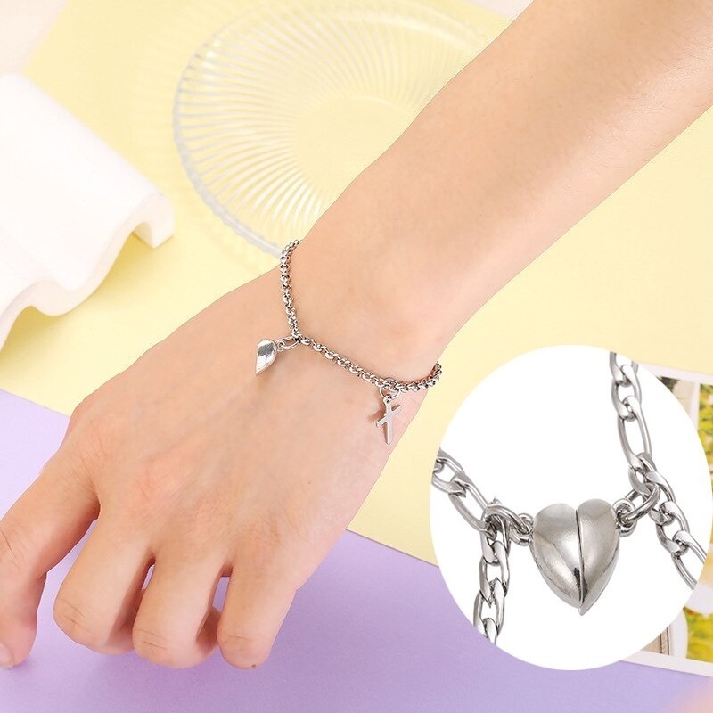 Set 2 Vòng Tay Chuỗi Hạt Nam Châm Hình Trái Tim Có Thể Điều Chỉnh Kích Thước Thời Trang Dành Cho Cặp Đôi