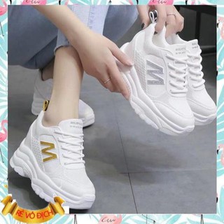 Oder Giày thể thao độn đế chữ MMM