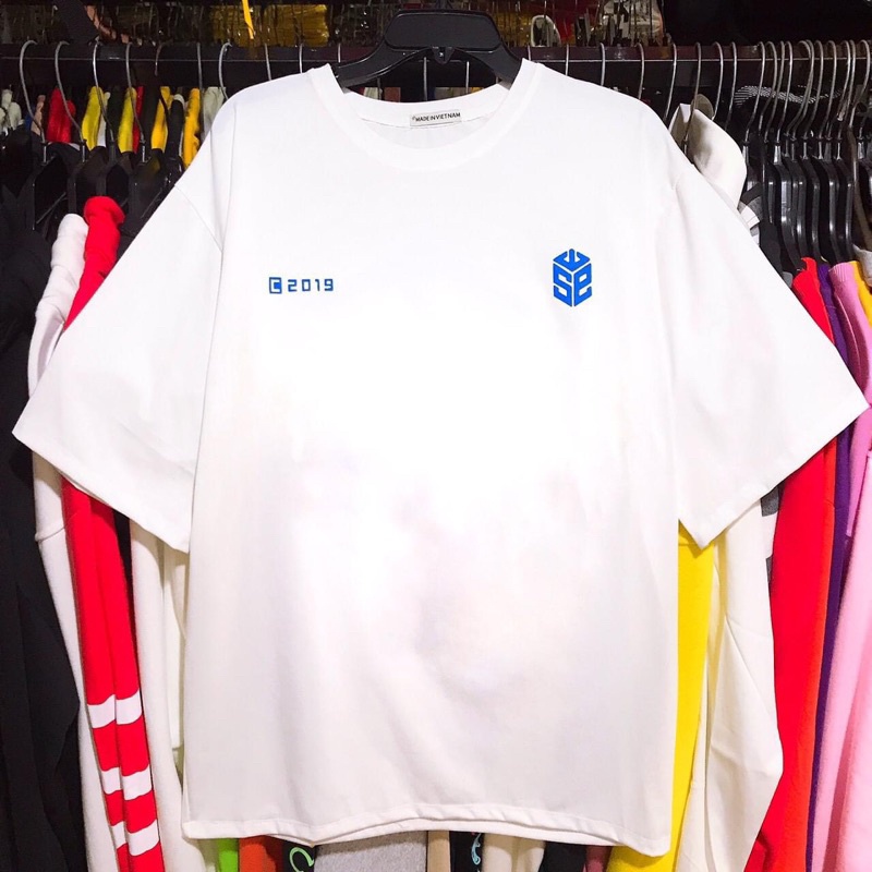 Áo thun unisex