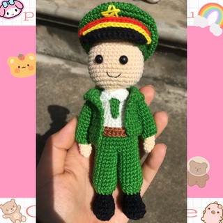 Búp bê/ đồ trưng bày làm bằng len hình chú công an