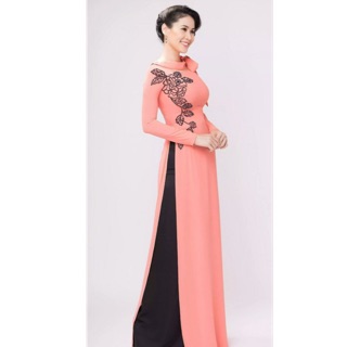 Áo dài đính hạt cổ nơ