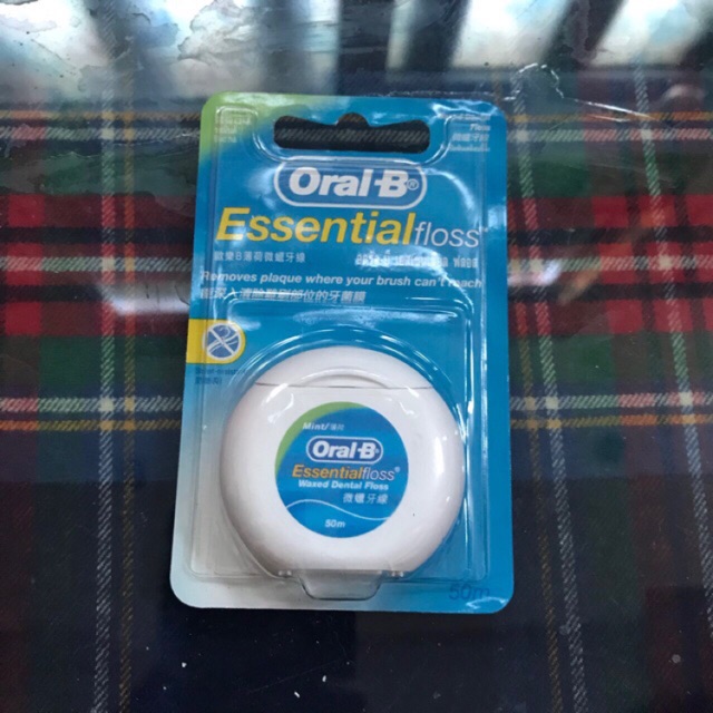 [Xịn] Chỉ nha khoa Oral-B Essential Floss - Ireland 50m vị bạc hà