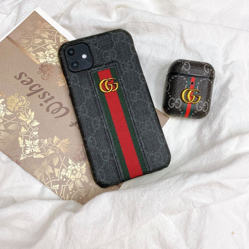 Ốp gucci sọc đỏ logo nổi