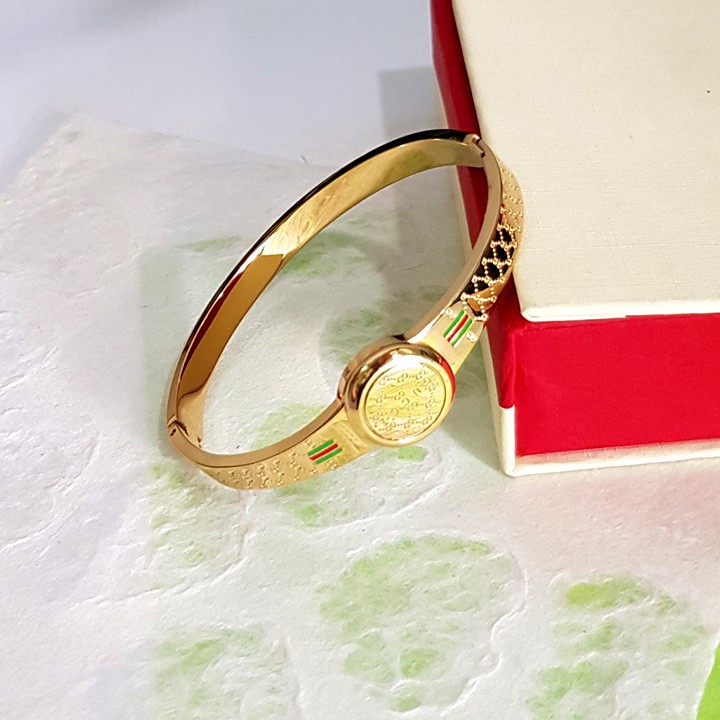 Vòng tay thời trang VZ827