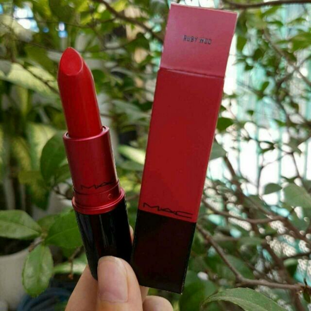 Som Mac Limited Shadescents mà Ruby Woo