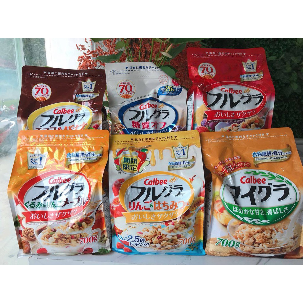 Ngũ cốc ăn sáng Calbee - 700g