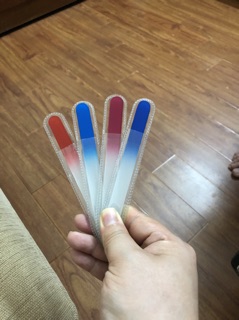 Dũa móng tay thuỷ tinh