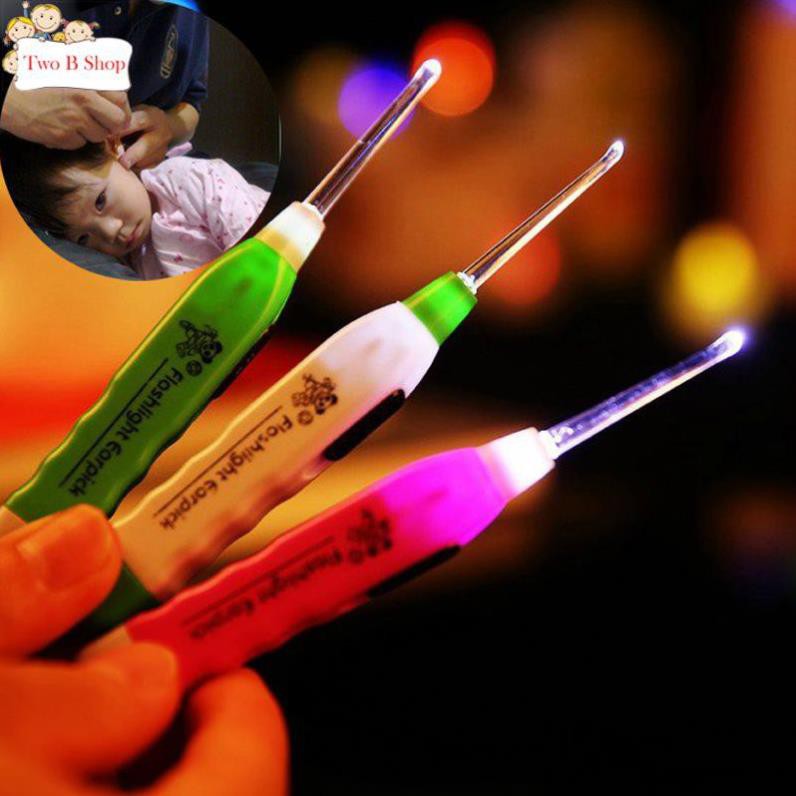 Dụng cụ lấy ráy tai có đèn cho bé