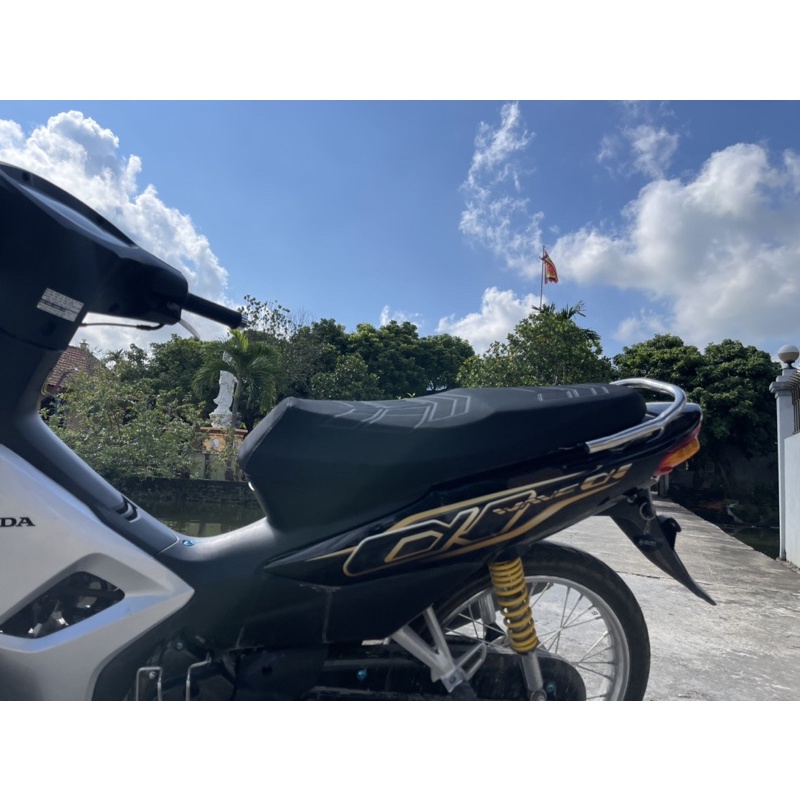 Mút yên gọt hàng lắp  cho xe wave 50cc-100-110