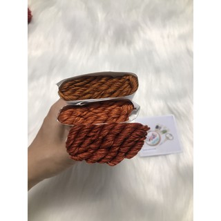 Chỉ thêu màu cam đất giá sỉ tốt nhất