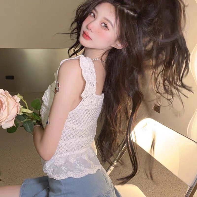 Áo len ren cúc đá