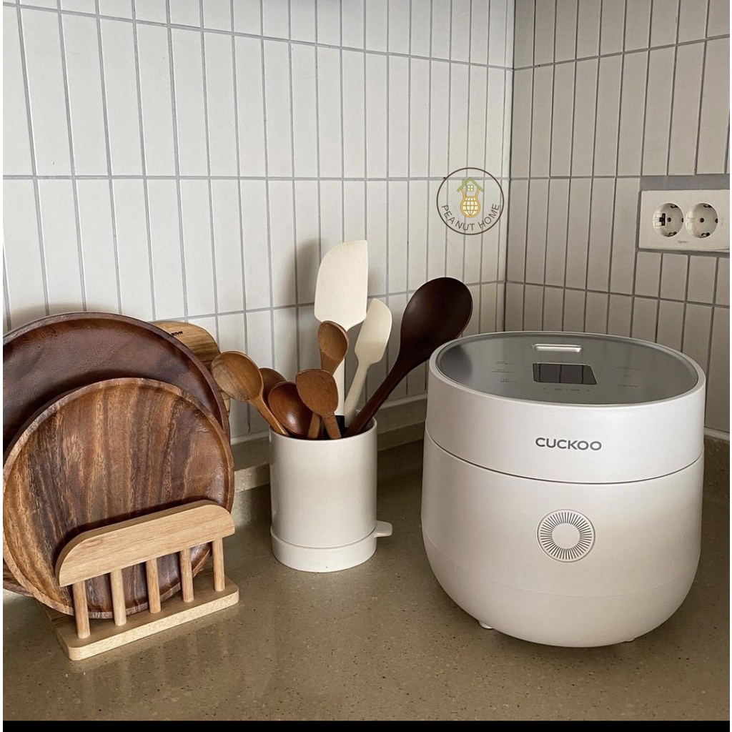 Nồi cơm điện tử Cuckoo CR-0675FW 1.08 lít, màu trắng, dung lượng lớn, đa chức năng