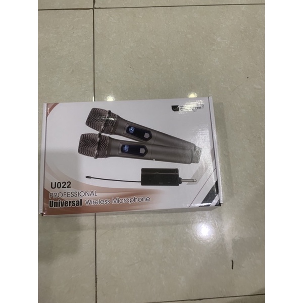 Micro đa năng 2 mic bs022, tay mic dùng pin sạc