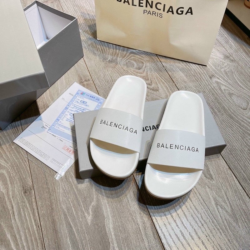 Dép lê balen chữ fullbox