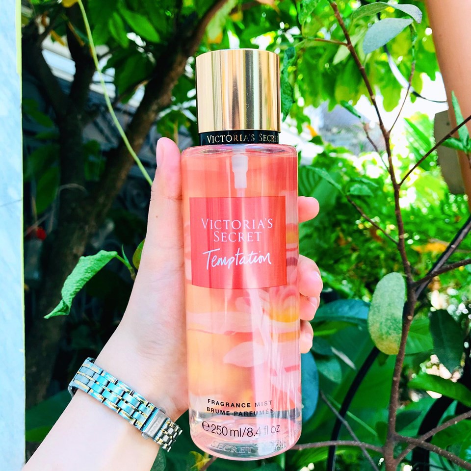 Xịt thơm toàn thân Victoria's Secret Temptation